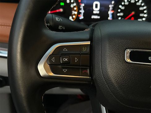 Used 2022 Jeep Compass Limited image 27