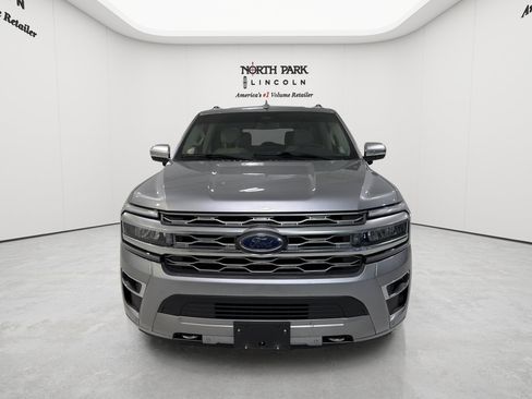 Used 2024 Ford Expedition Max Platinum AWD/4WD image 8