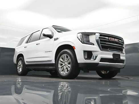Used 2021 GMC Yukon SLT w/ SLT Luxury Plus Package RWD image 45