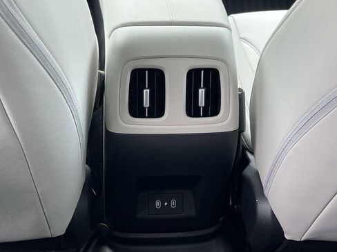 Certified 2025 Hyundai Tucson SEL image 18