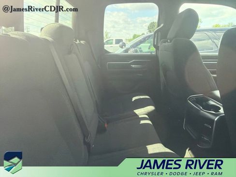 Used 2021 RAM 1500 Big Horn AWD/4WD image 10
