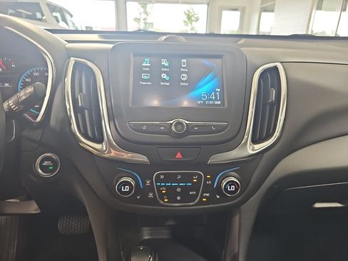 Used 2018 Chevrolet Equinox LT AWD/4WD image 26