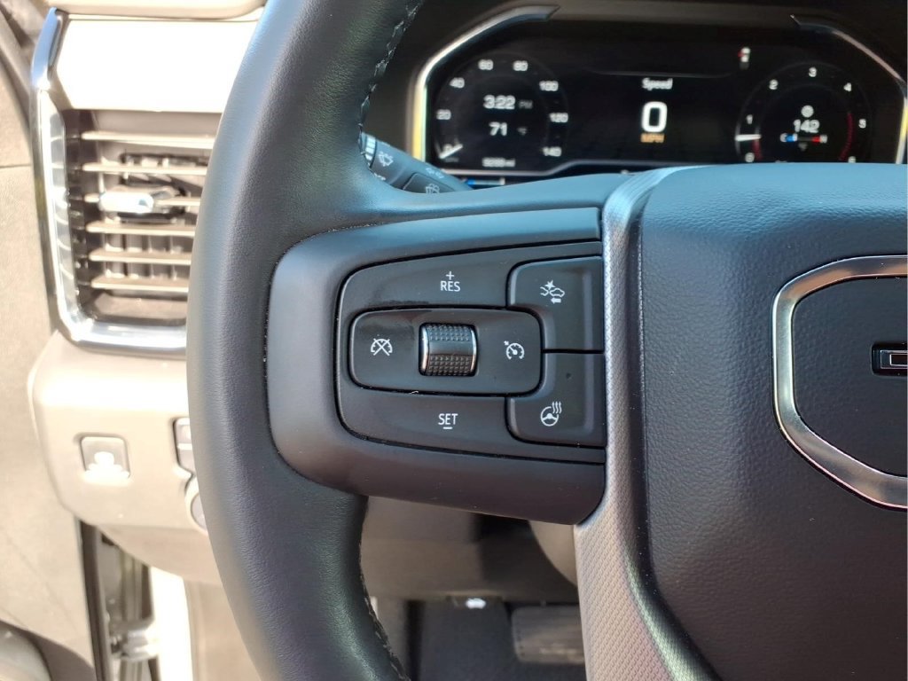 Used 2025 GMC Sierra 2500 Denali w/ Denali Reserve Package AWD/4WD image 11
