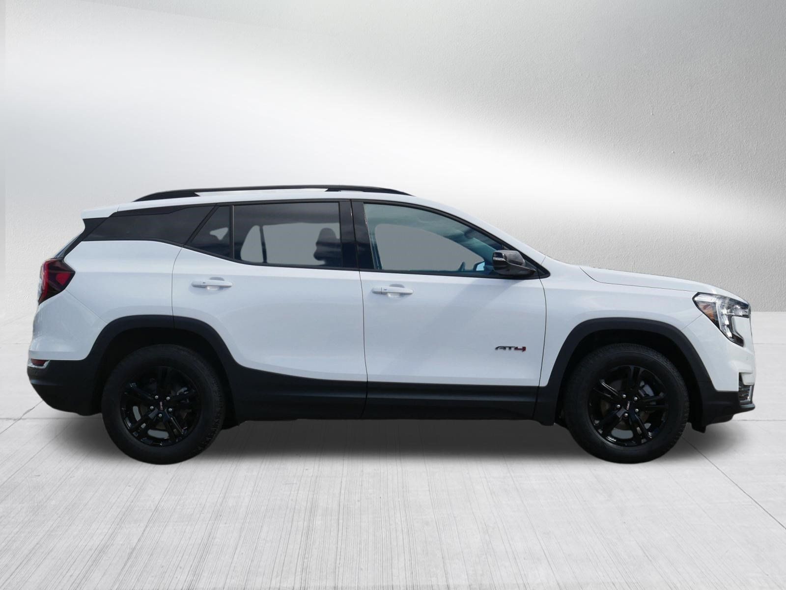 Used 2023 GMC Terrain AT4 w/ Infotainment Package II AWD/4WD image 8