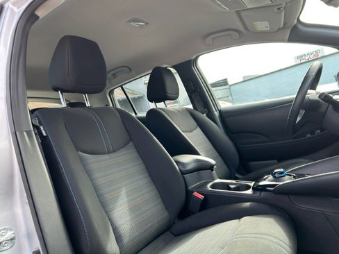 Used 2024 Nissan Leaf SV Plus image 35