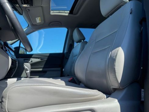 Used 2019 Honda Ridgeline RTL-E image 18