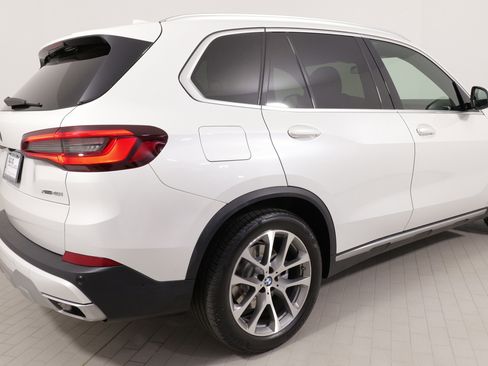 Used 2021 BMW X5 xDrive40i w/ Convenience Package image 12