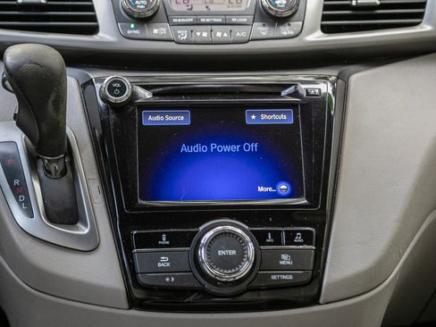 Used 2016 Honda Odyssey EX image 23