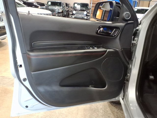 Used 2025 Dodge Durango GT AWD/4WD image 12