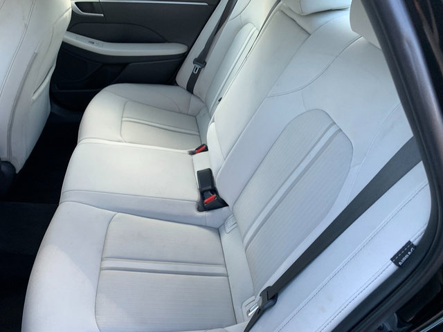 Used 2025 Hyundai Sonata SEL FWD image 17