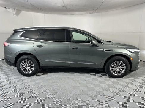 Used 2023 Buick Enclave Essence w/ Trailering Package, 5000 lbs. FWD image 9