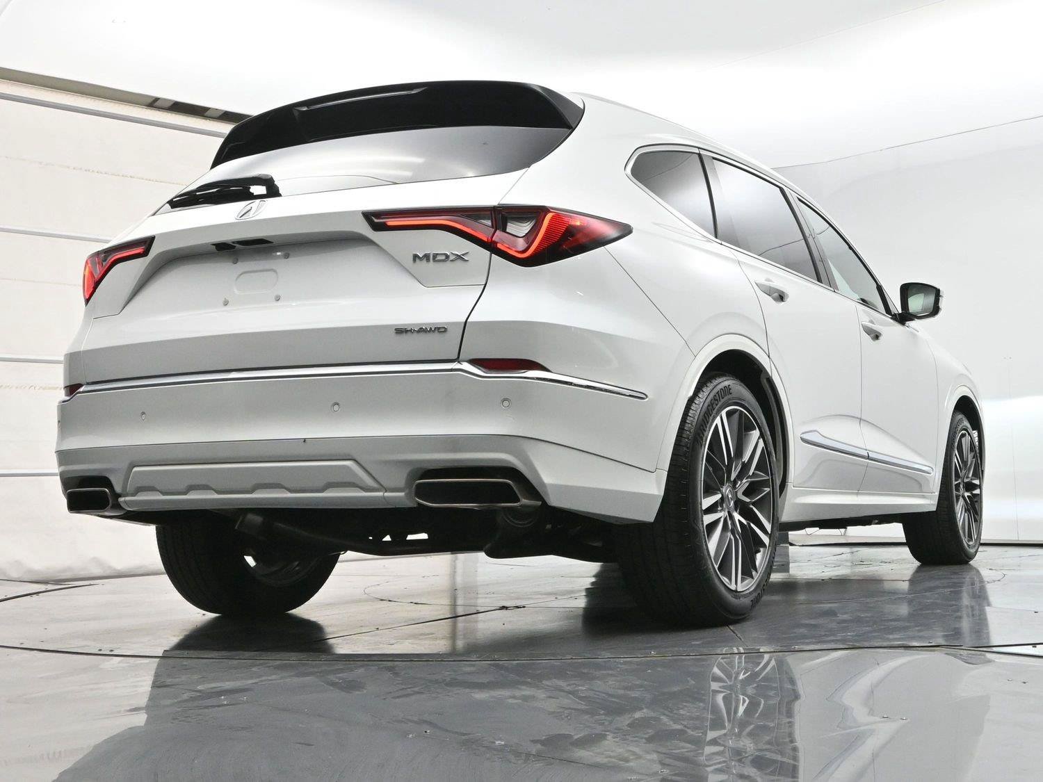 Certified 2025 Acura MDX w/ Advance Package AWD/4WD image 12