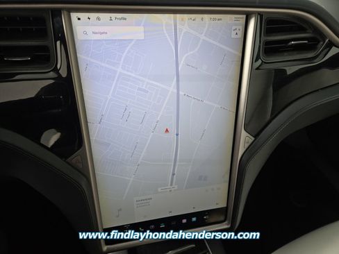 Used 2020 Tesla Model S Long Range Plus image 17