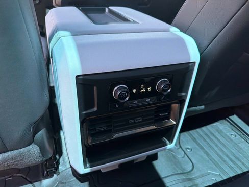 Used 2024 GMC Hummer EV 2X AWD/4WD image 15