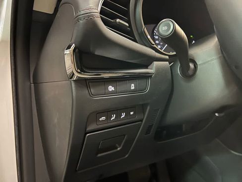 Used 2025 MAZDA MAZDA3 s image 19