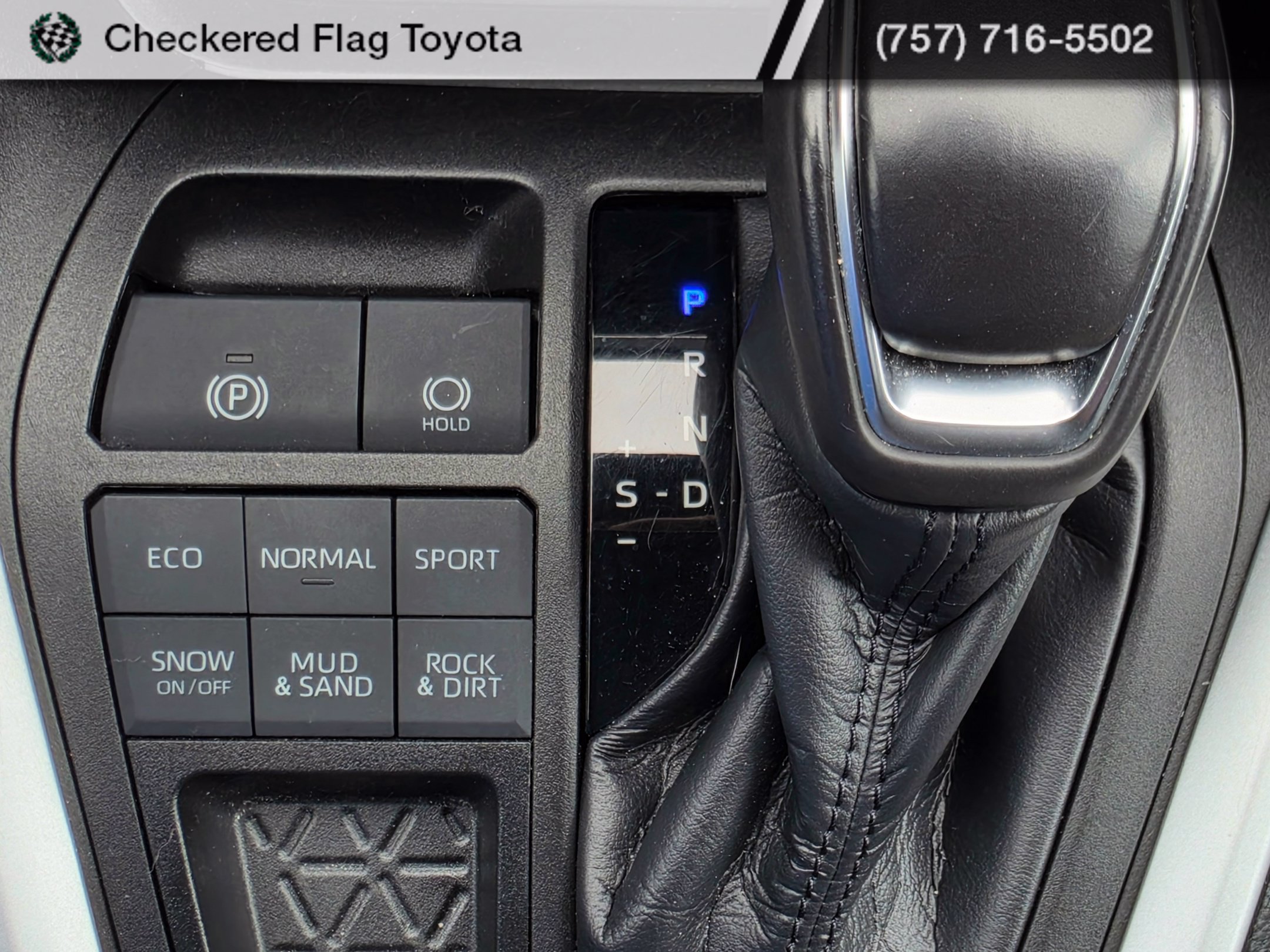 Used 2020 Toyota RAV4 XLE Premium AWD/4WD image 19