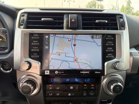 Used 2022 Toyota 4Runner Limited AWD/4WD image 6