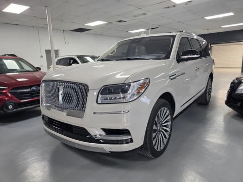 Used 2019 Lincoln Navigator Reserve AWD/4WD image 1