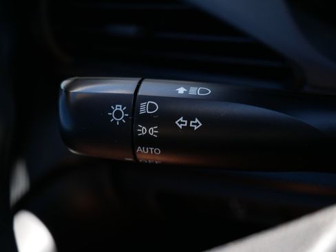 Used 2024 Subaru Crosstrek 2.0i AWD/4WD image 33