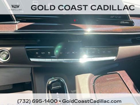 Certified 2021 Cadillac Escalade ESV Sport Platinum AWD/4WD image 33