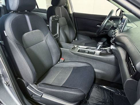 Used 2020 Nissan Sentra SV image 14