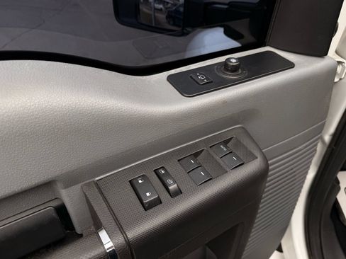Used 2012 Ford F650 2WD Crew Cab Super Duty image 49