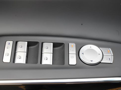 New 2026 Genesis GV70 2.5T image 11