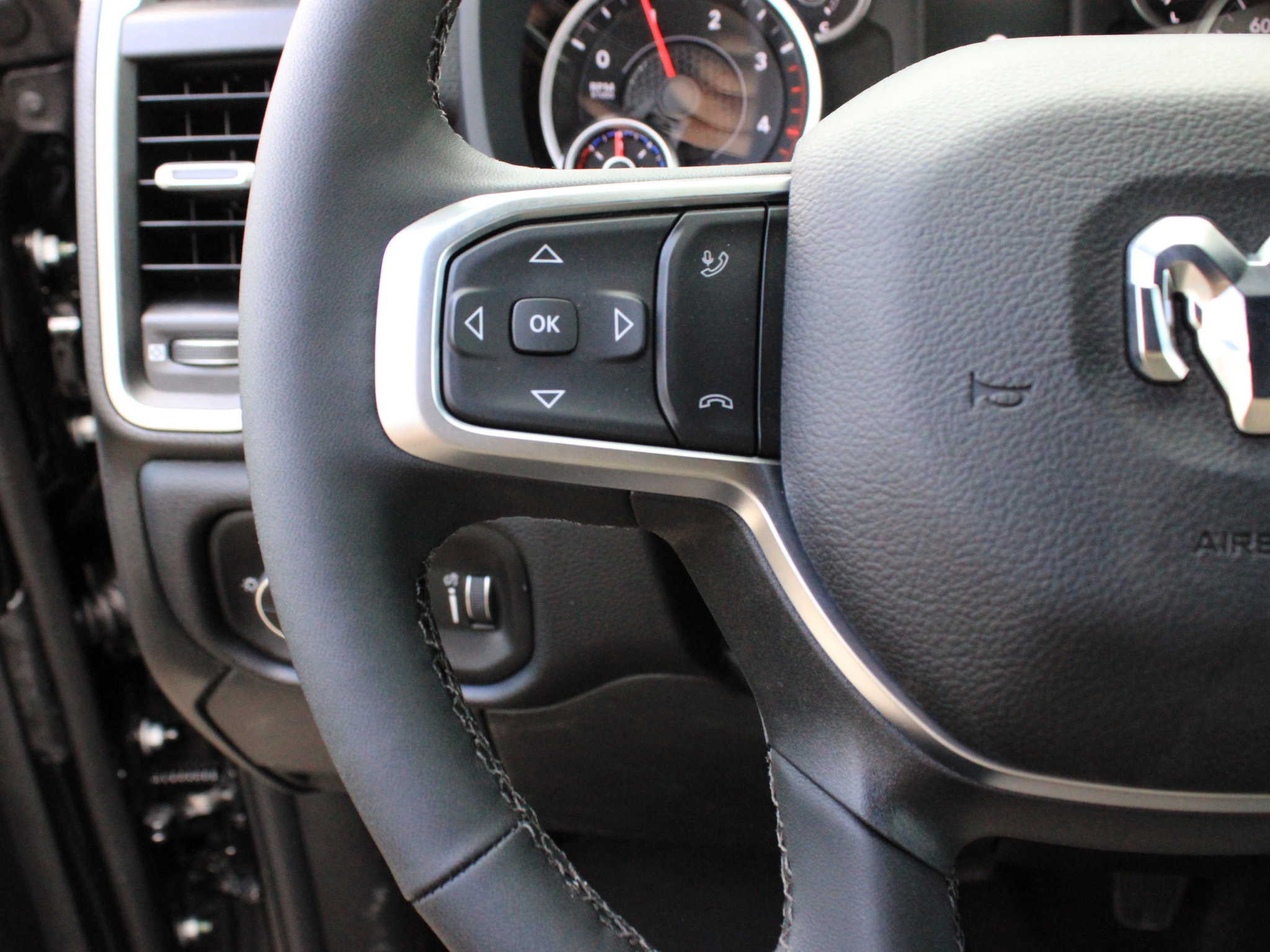 New 2027 RAM 3500 Big Horn AWD/4WD image 16