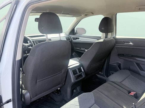 Used 2018 Volkswagen Atlas S image 17