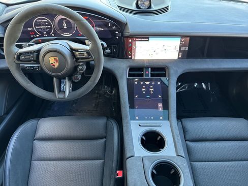 New 2026 Porsche Taycan GTS image 6