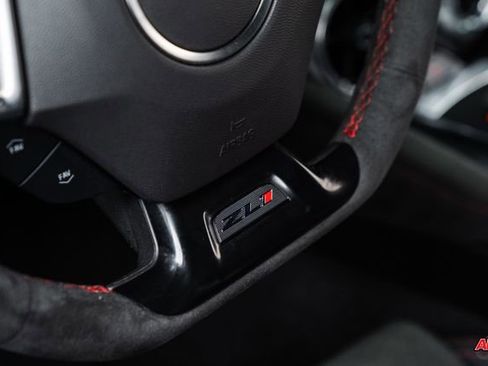 Used 2020 Chevrolet Camaro ZL1 RWD image 68