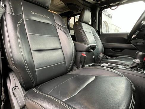 Used 2020 Jeep Wrangler Unlimited Sahara w/ Cold Weather Group image 28