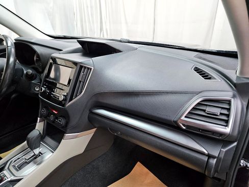 Used 2019 Subaru Forester Premium image 18