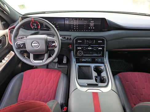 Used 2026 Nissan Armada NISMO AWD/4WD image 18