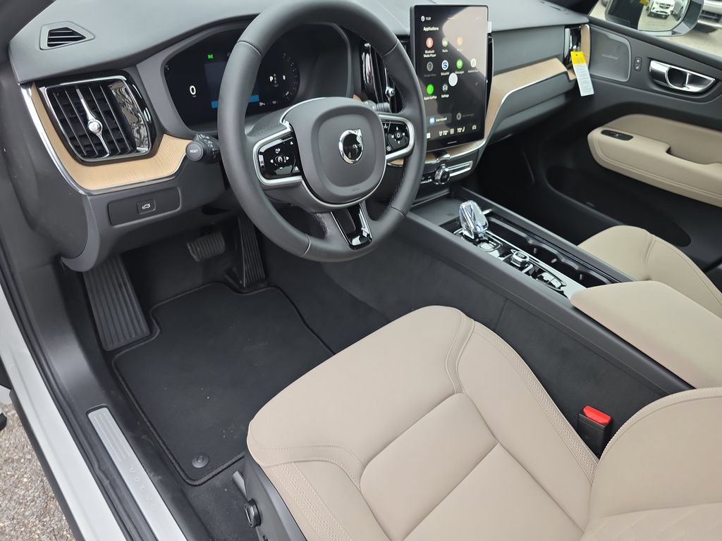 New 2026 Volvo XC60 B5 Plus w/ Protection Package Premier AWD/4WD image 9