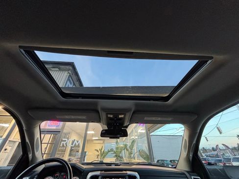 Used 2017 RAM 1500 Laramie w/ Convenience Group image 38