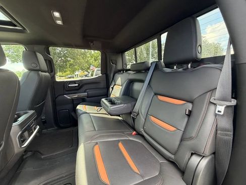 Used 2021 GMC Sierra 1500 AT4 w/ AT4 Preferred Package AWD/4WD image 10