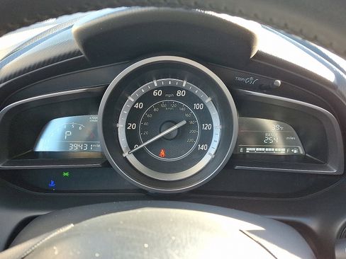 Used 2017 MAZDA CX-3 Touring image 17