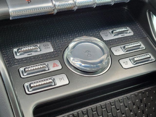 Used 2024 Lincoln Nautilus Reserve w/ Equipment Group 202A AWD/4WD image 21