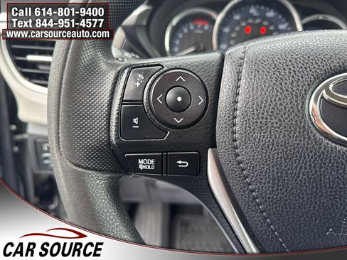 Used 2016 Toyota Corolla L image 18