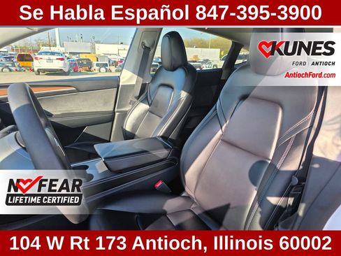 Used 2024 Tesla Model Y Long Range AWD/4WD image 25