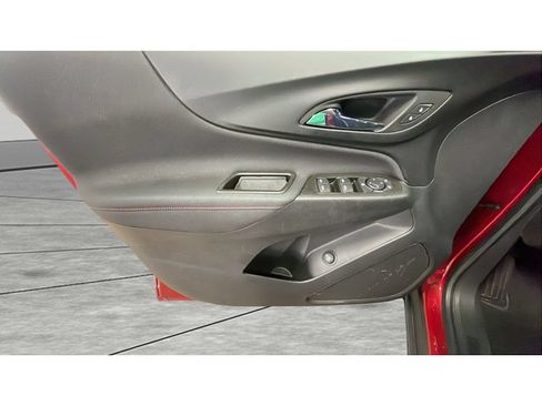 Used 2023 Chevrolet Equinox RS AWD/4WD image 10
