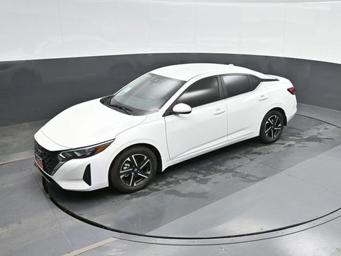 Used 2025 Nissan Sentra SV w/ All-Weather Package image 33