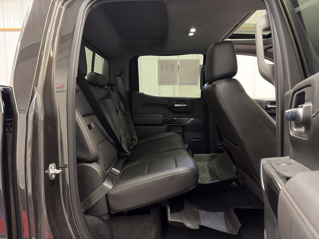 Used 2021 Chevrolet Silverado 1500 RST w/ Convenience Package II AWD/4WD image 18