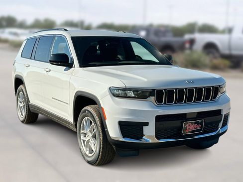 New 2025 Jeep Grand Cherokee L Laredo w/ Luxury Tech Group I RWD image 1