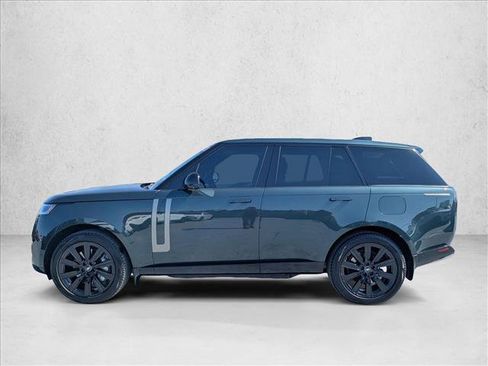 Certified 2025 Land Rover Range Rover SE AWD/4WD image 9