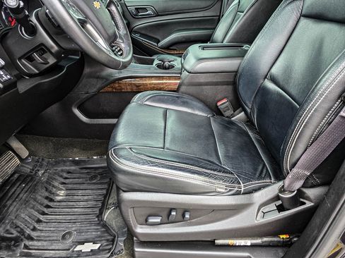 Used 2017 Chevrolet Tahoe LS w/ All-Season Package image 14