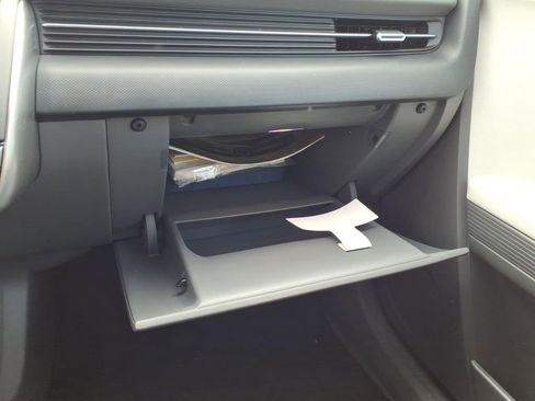 Certified 2024 Hyundai Ioniq 5 SE image 20