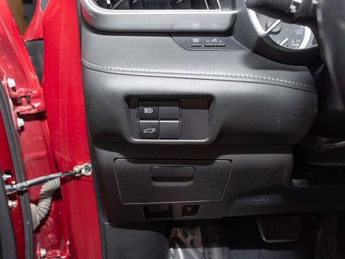 Used 2022 Toyota Highlander XSE AWD/4WD image 14