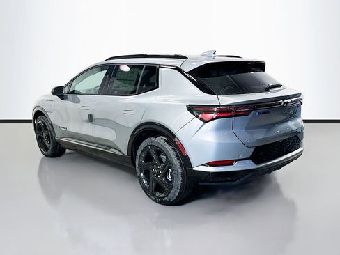 New 2026 Chevrolet Equinox EV RS FWD image 6